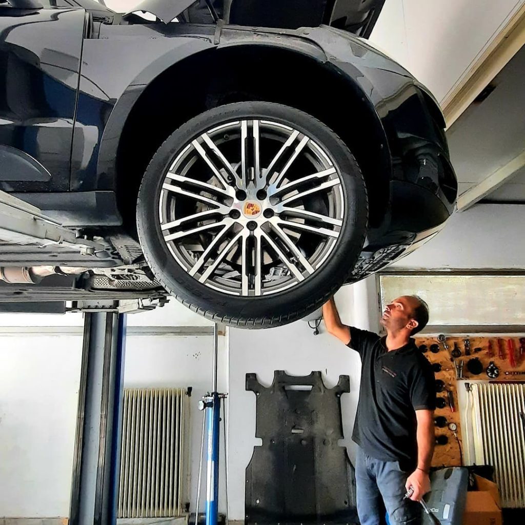 Porsche Service